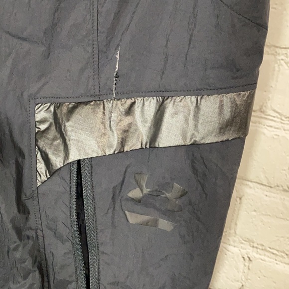 Under armor Runner’s Performance Vest Size Large - Picture 4 of 4